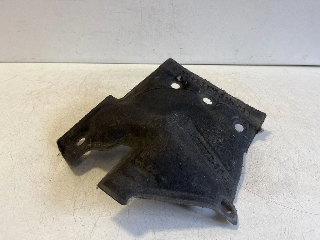 Muu mootoriruumi osa 9175061