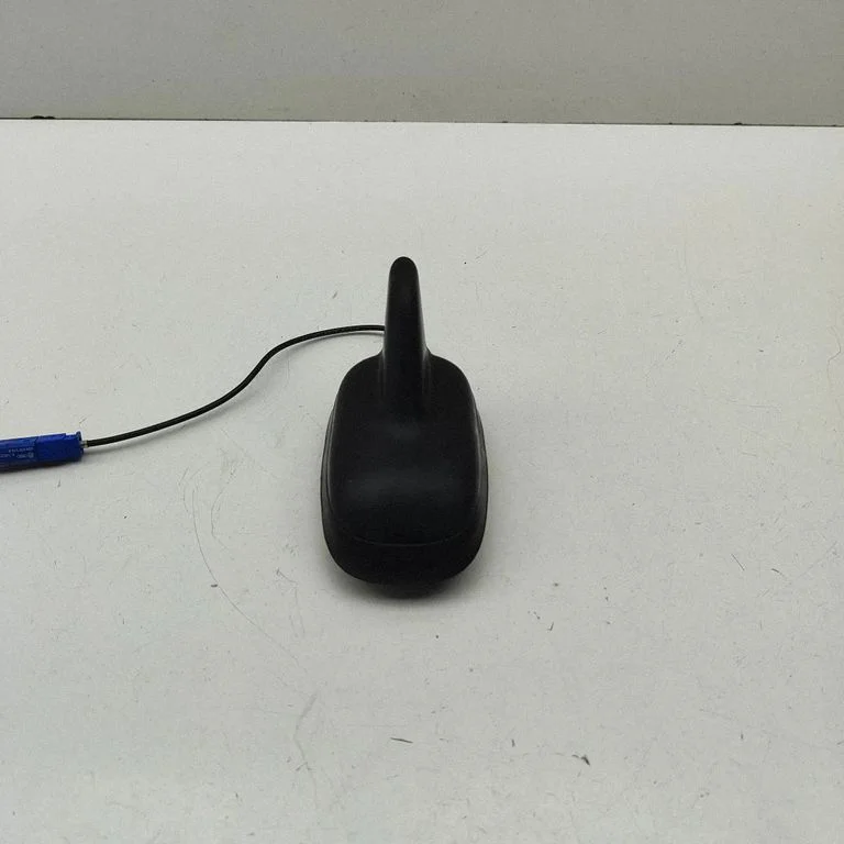 Antena (GPS antena) – Volkswagen Scirocco (2008-2016)