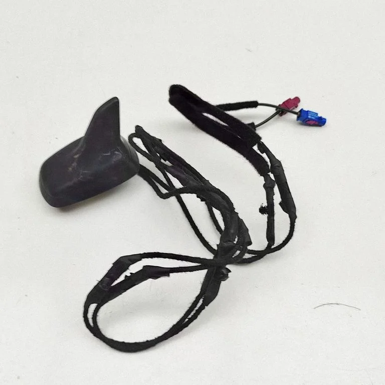Antena (GPS antena) 8T0035503E
