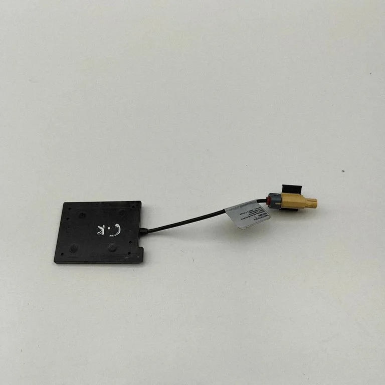 Aerial GPS antenna FM2970410160A – Fisker Ocean (2022-2024)