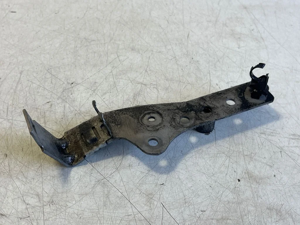 Cita motora nodalījuma detaļa A6542003400