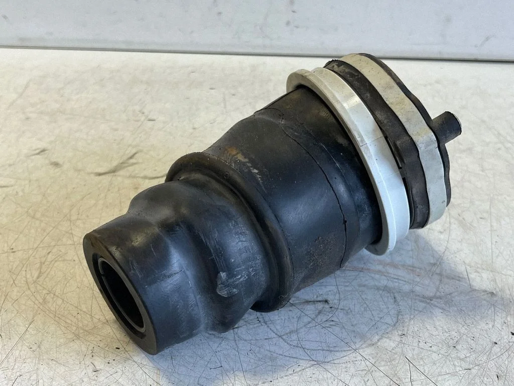 Other engine bay part – BMW X3 F25 (2010-2017)