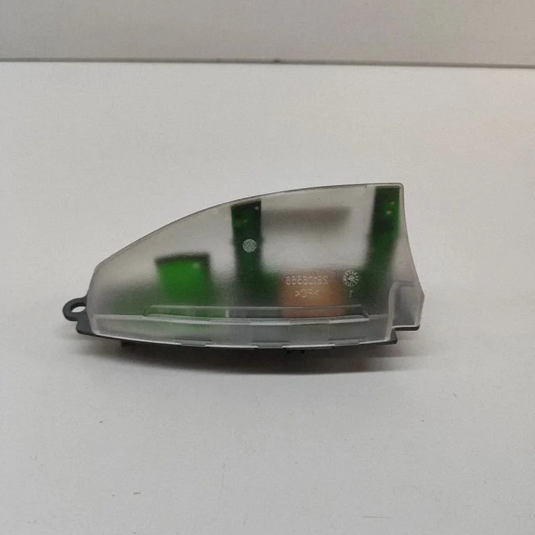 Antena (GPS antena) – BMW 7. sērija F01 F02 F03 F04 (2008-2016)
