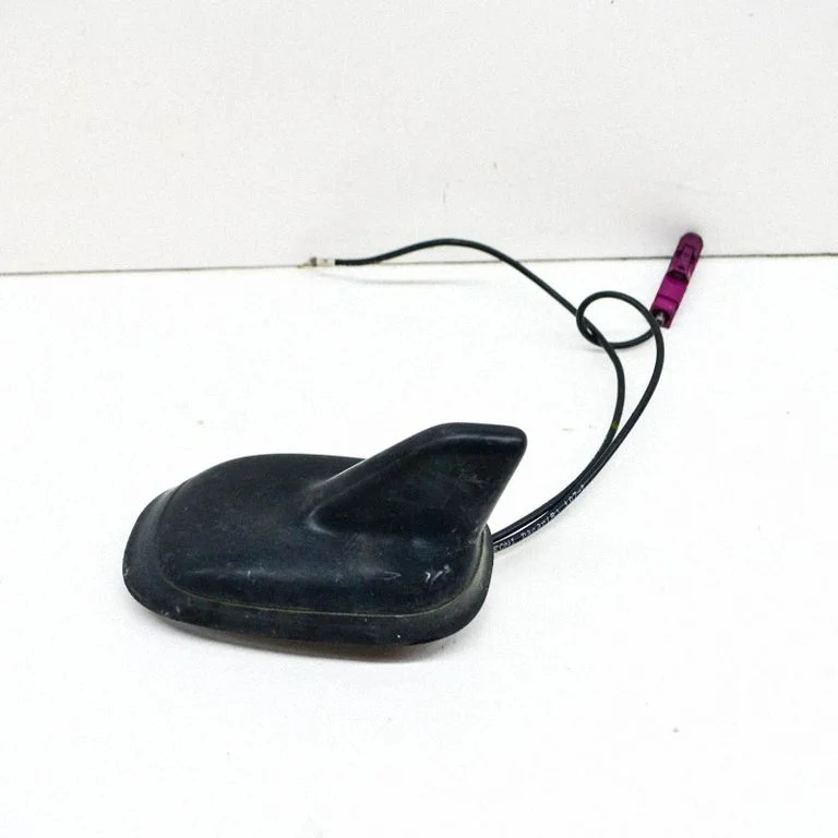 Aerial GPS antenna – Skoda Superb B8 (3V) (2015-2024)