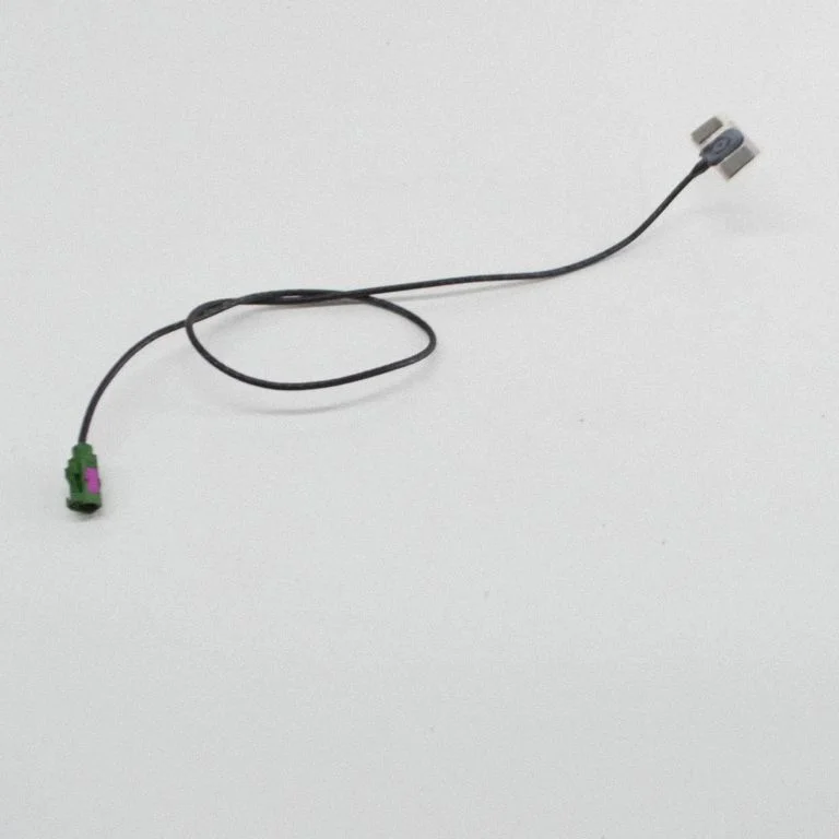 Aerial GPS antenna – Tesla Model Y (2020-)