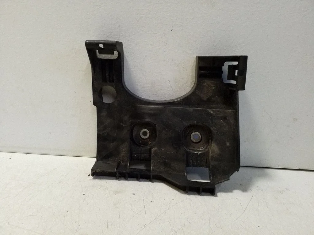 Muu mootoriruumi osa 8J0907361