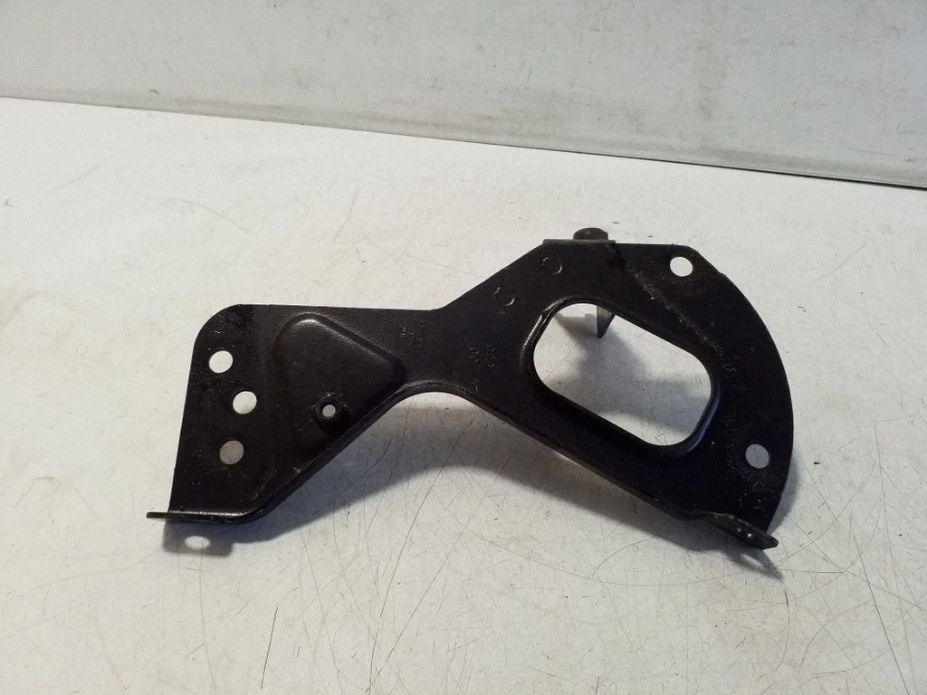 Cita motora nodalījuma detaļa 3D2805301