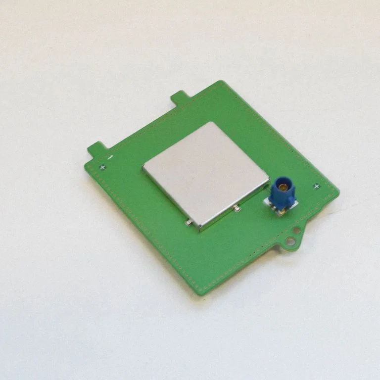Aerial GPS antenna – Tesla Model S (2012-)