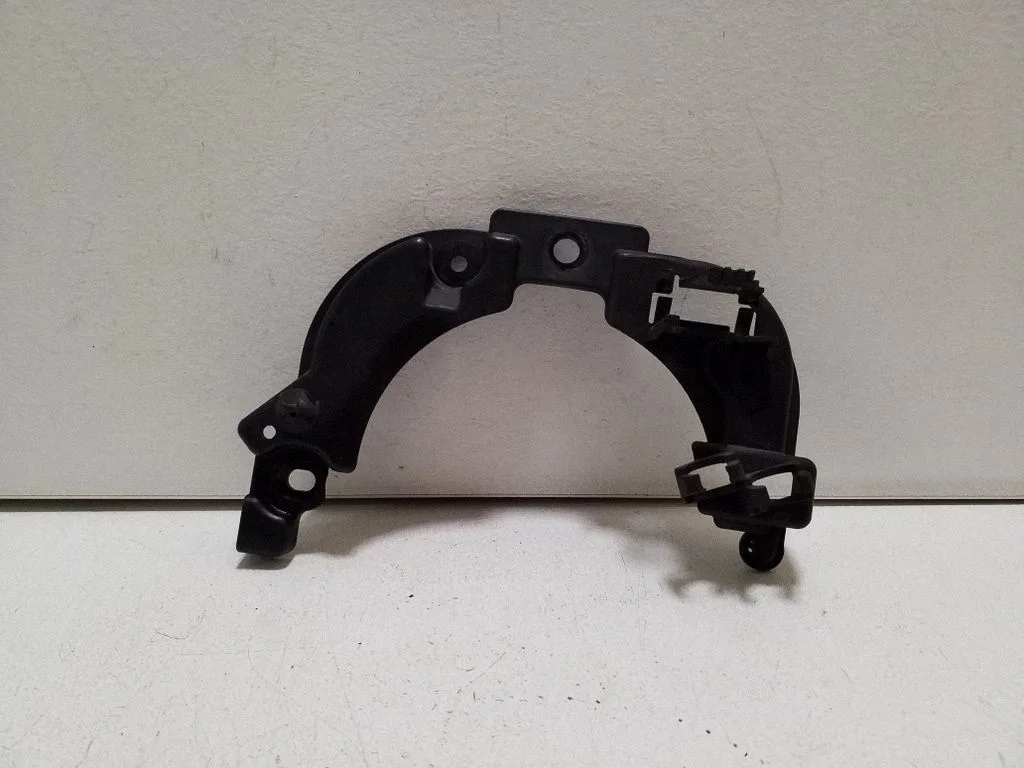 Other engine bay part – Jaguar XJ X351 (2009-2019)
