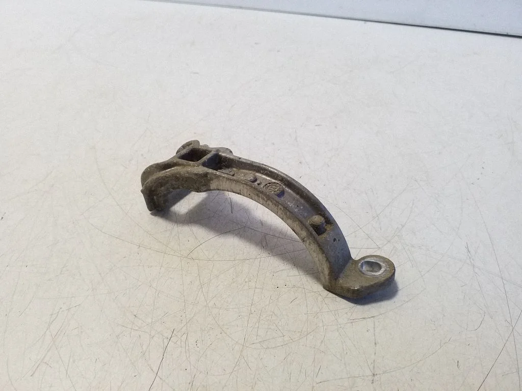 Kita variklio skyriaus detalė