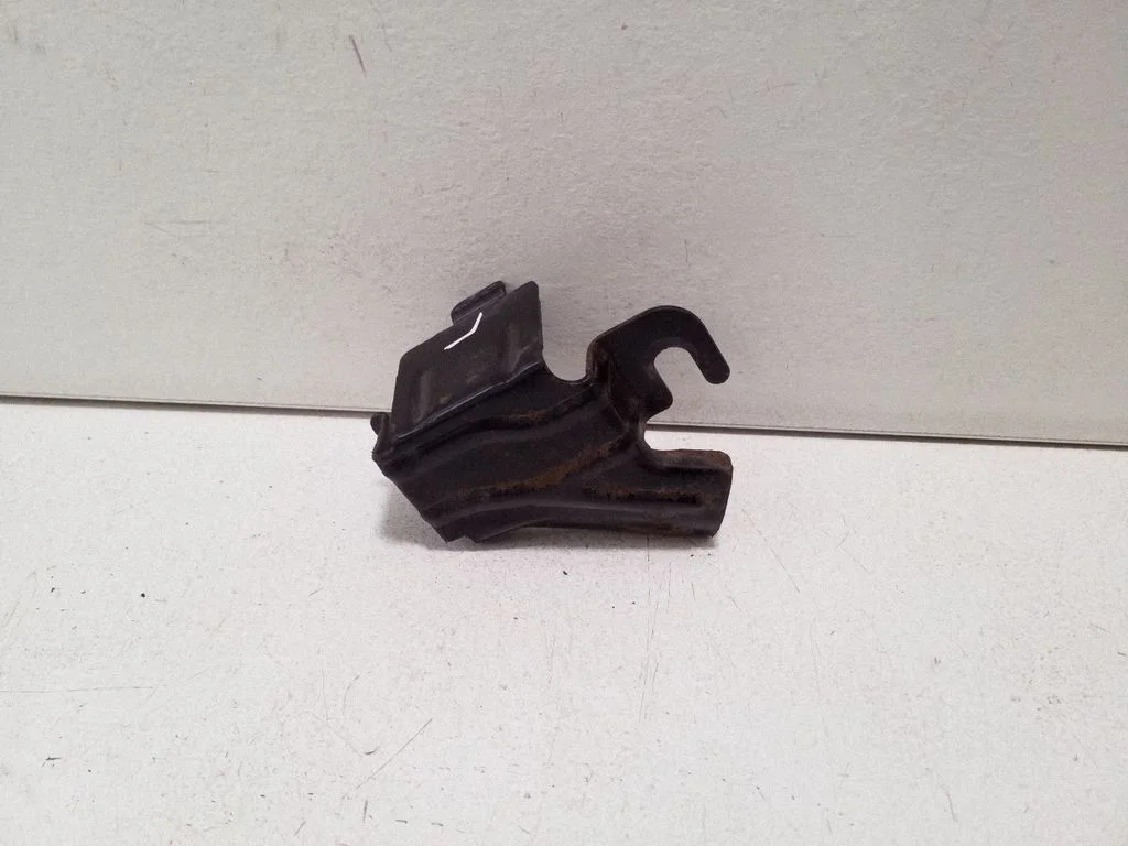 Kita variklio skyriaus detalė