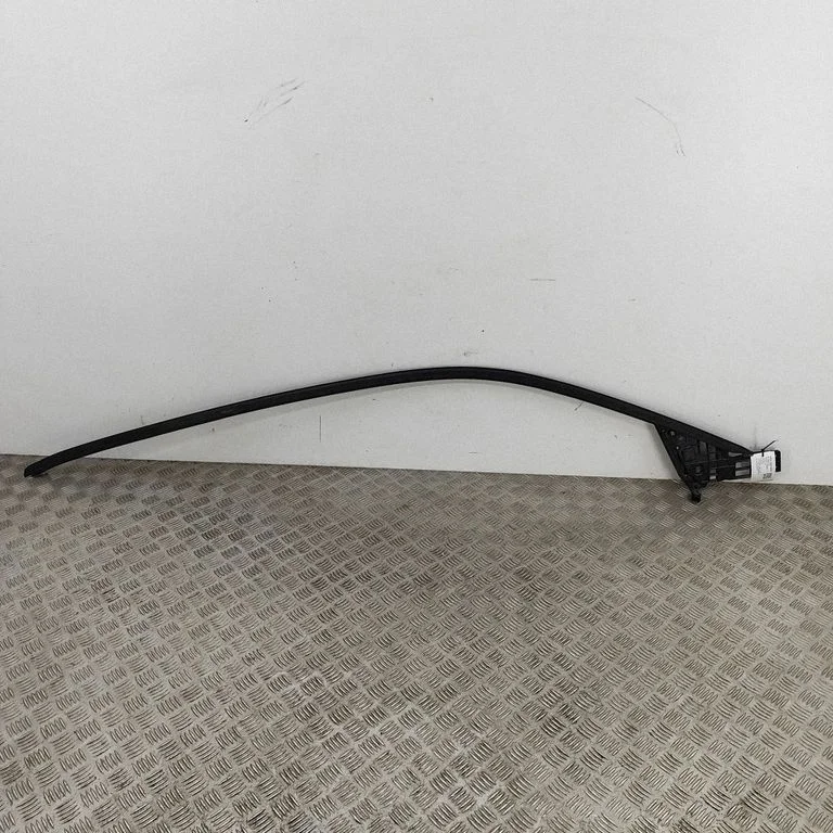 Roof trim bar molding cover 7453552