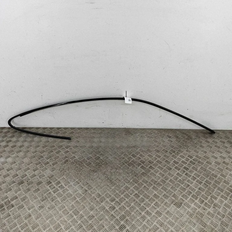 Jumta apdares līste „moldings" 6W8320710AJ
