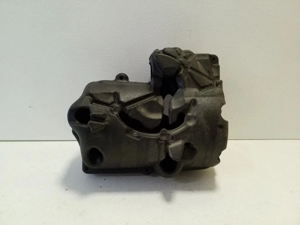 Cita motora nodalījuma detaļa 12E820600