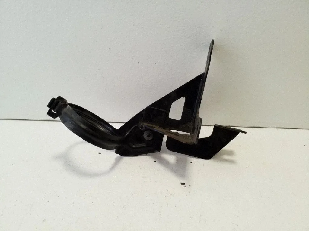 Kita variklio skyriaus detalė