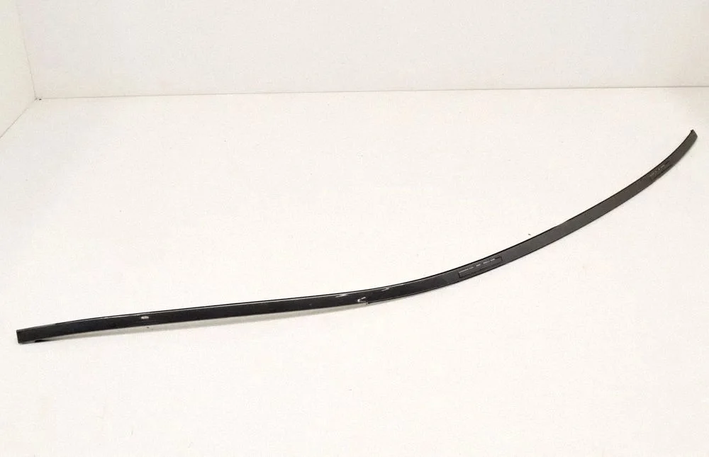 Katuse liist „molding" – BMW 5-seeria F10 F11 (2009-2016)