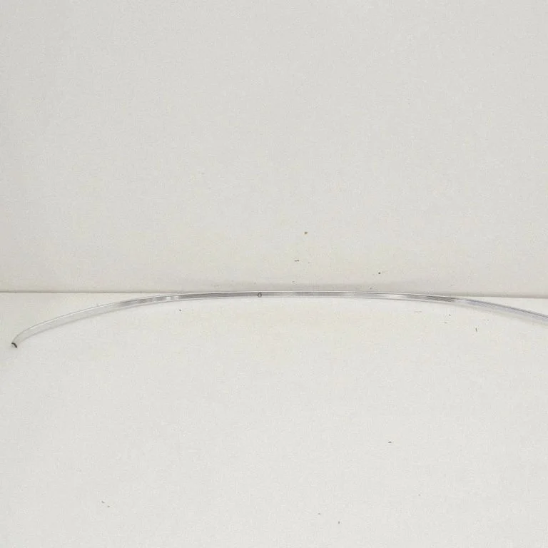 Jumta apdares līste „moldings" – Mercedes-Benz C klase AMG W204 (2007-2014)