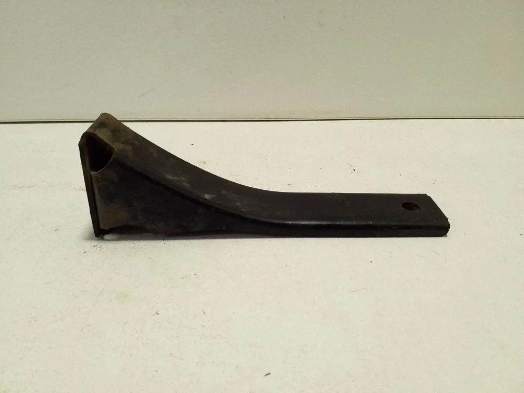 Muu mootoriruumi osa 8263300R00