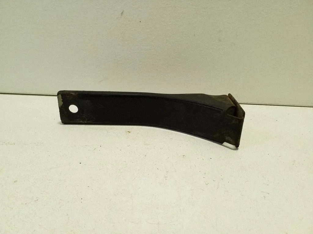 Muu mootoriruumi osa 8263300R00