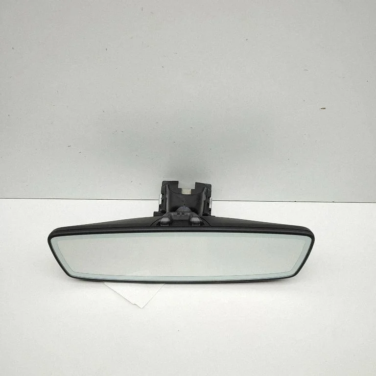 Atpakaļskata spogulis (salonā) 6830616