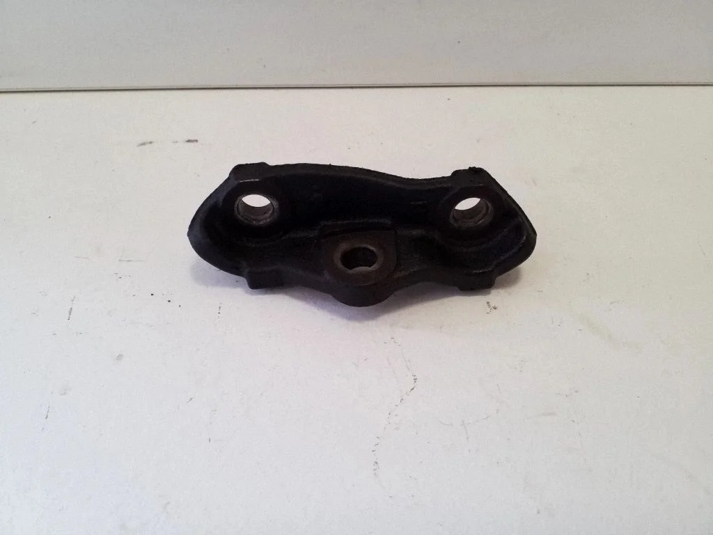 Other engine bay part