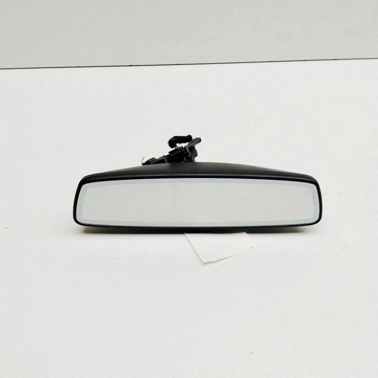 Rear view mirror (interior) 6830616