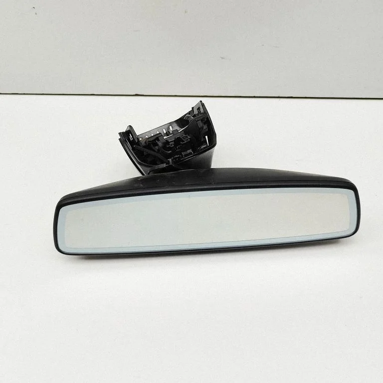 Rear view mirror (interior) 6822492