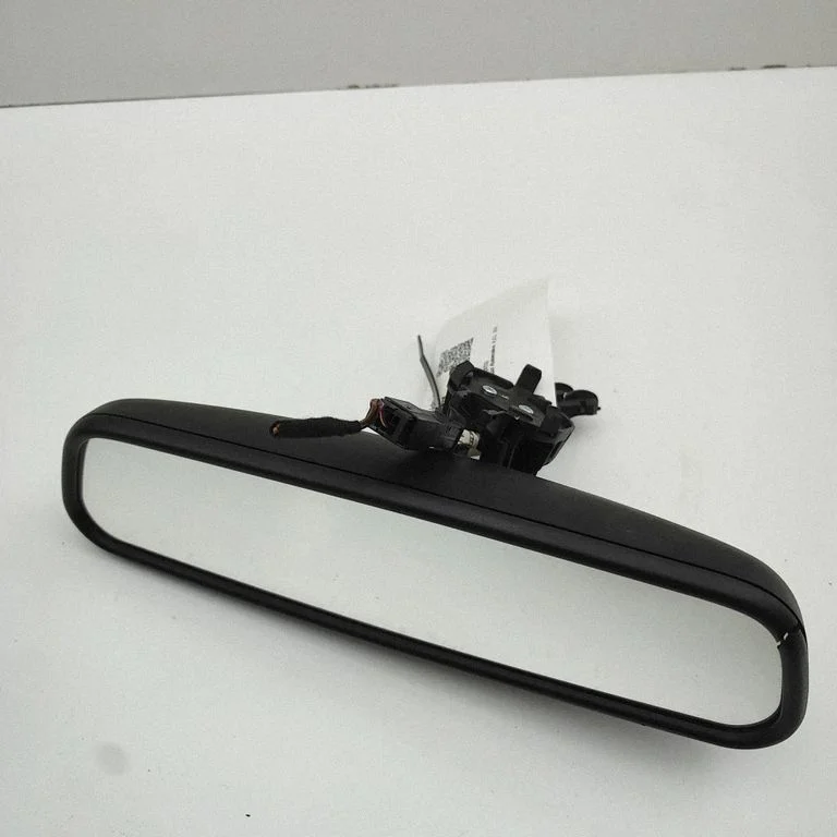 Atpakaļskata spogulis (salonā) 8T0857511