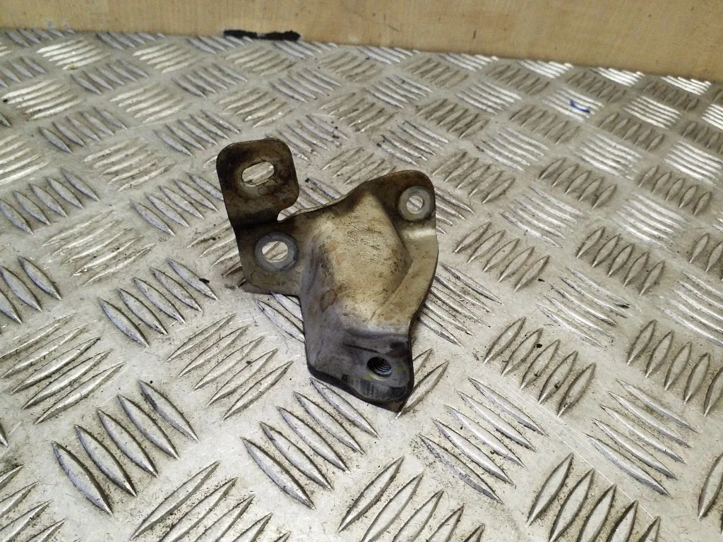 Cita motora nodalījuma detaļa 144433976R