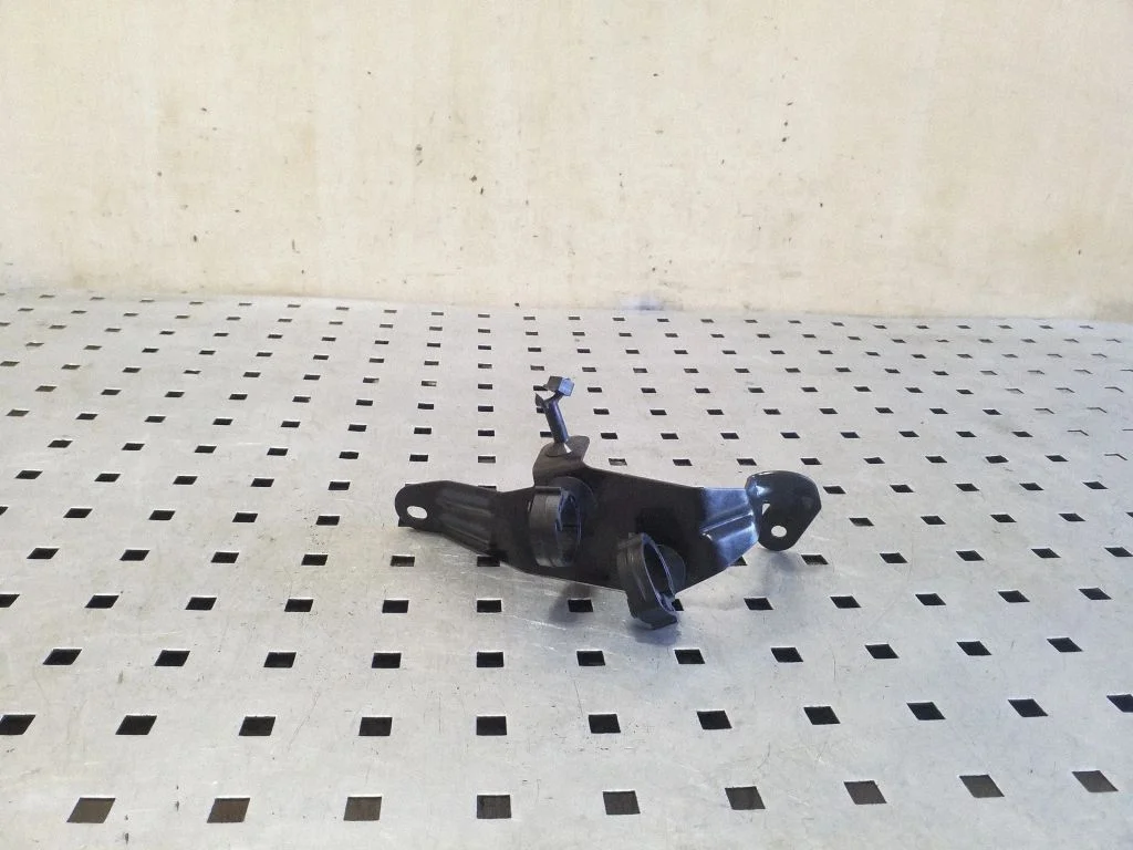 Other engine bay part – Volvo XC90 (2014-)