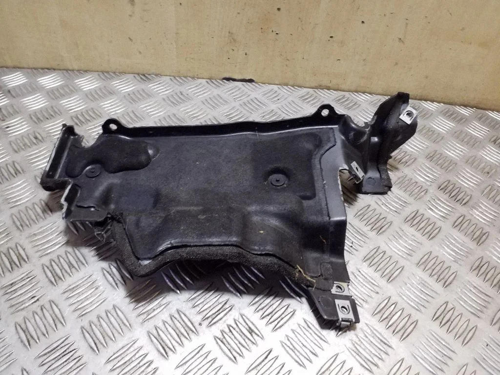 Cita motora nodalījuma detaļa CPLA6D057A