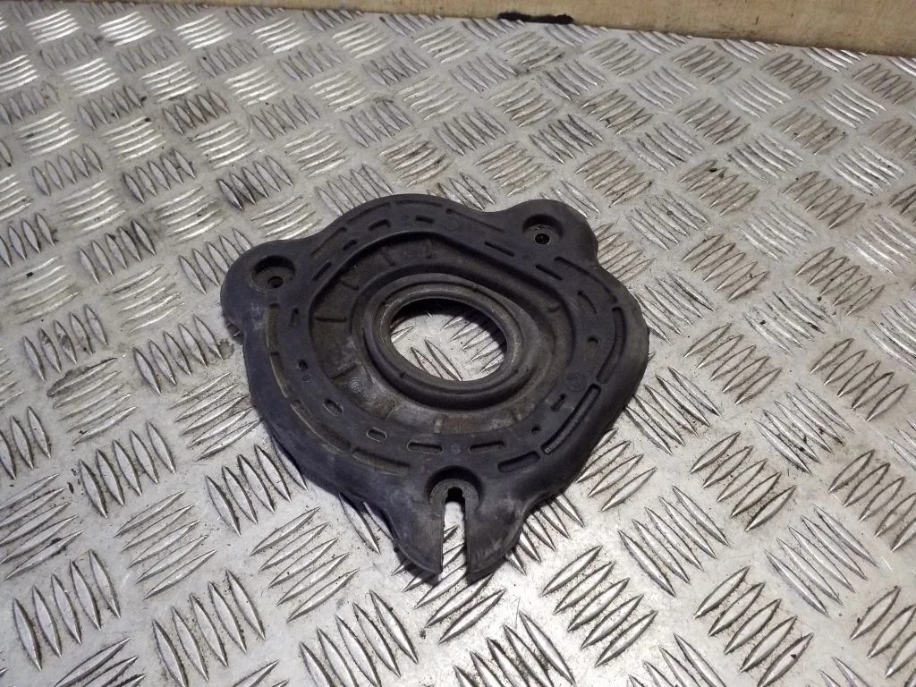 Other engine bay part 64119115379