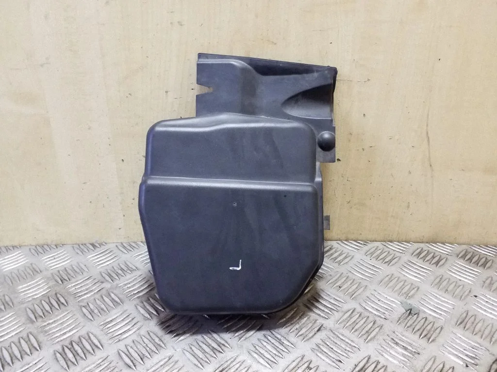 Other engine bay part – BMW X1 E84 (2009-2015)