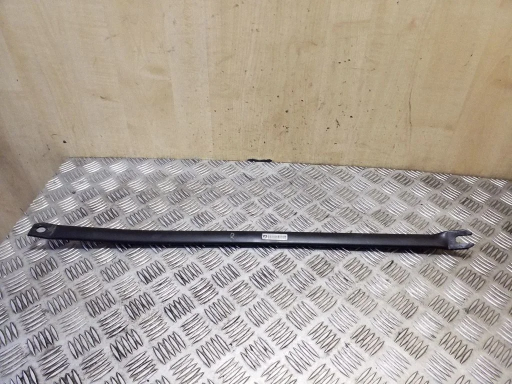 Cita motora nodalījuma detaļa DS299303201