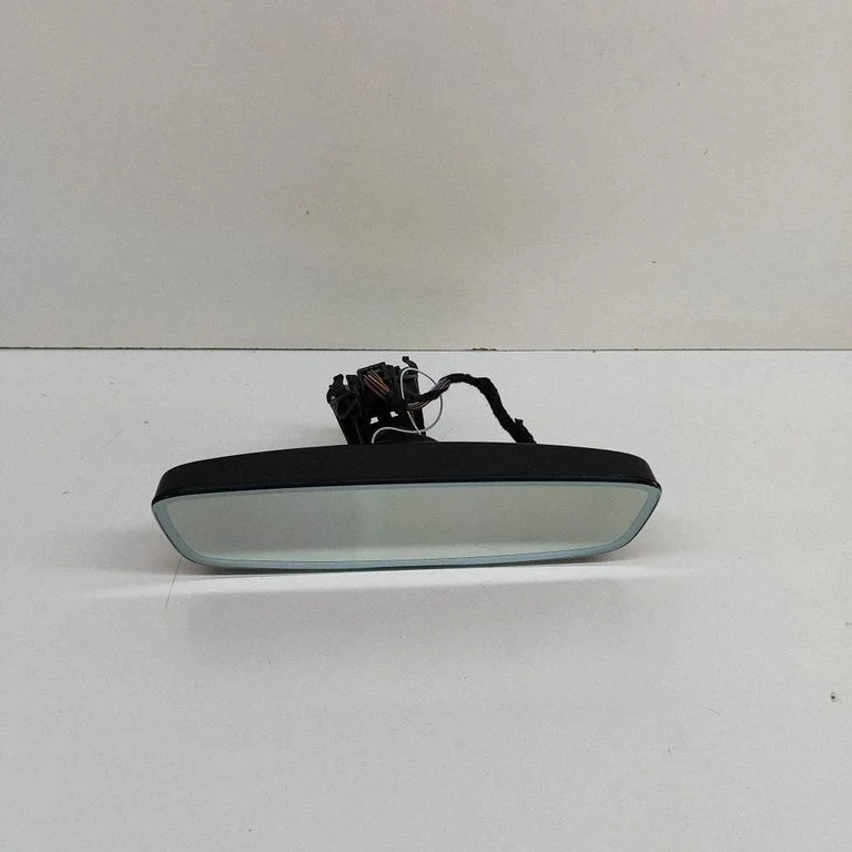 Rear view mirror (interior) 81A857333