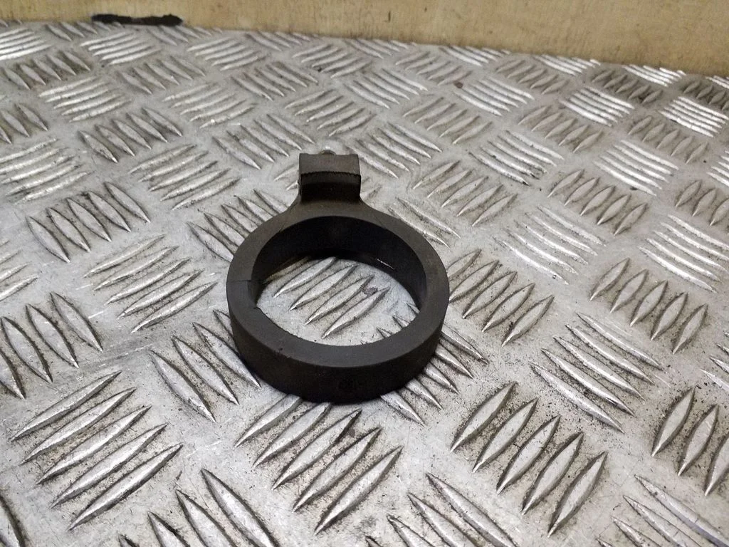 Kita variklio skyriaus detalė