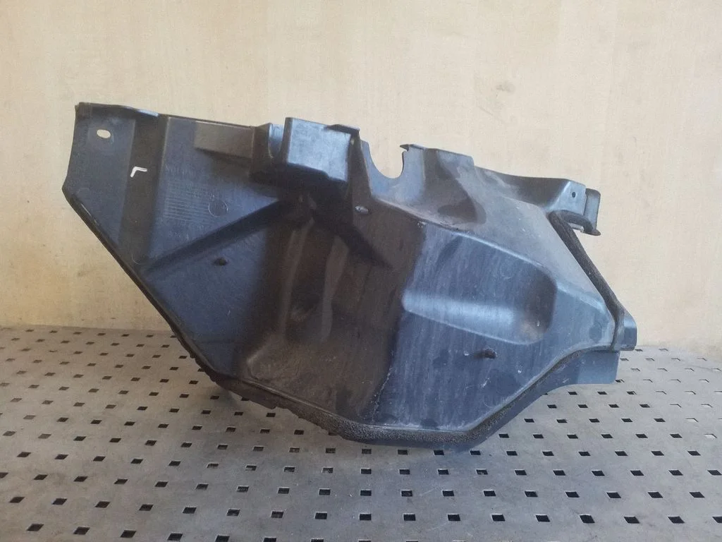 Other engine bay part AW93017D23