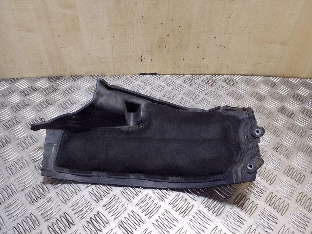 Cita motora nodalījuma detaļa 7149459