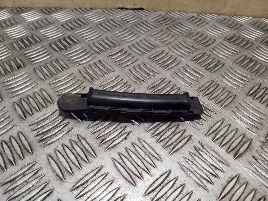 Other engine bay part 5M0971445K