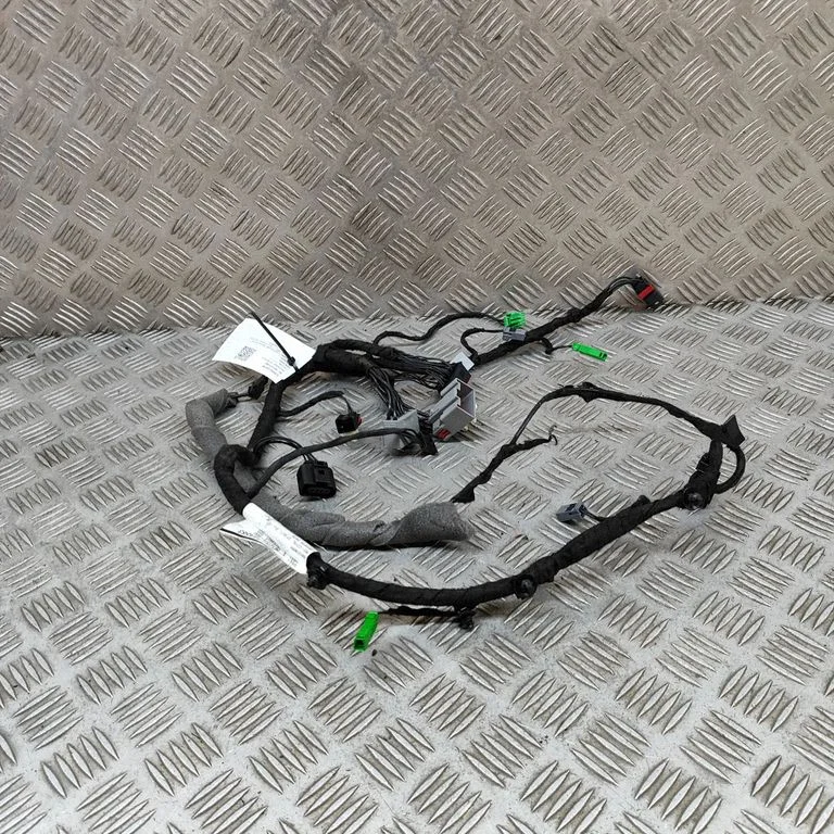 Tailgate/trunk wiring harness HK6214A583AA