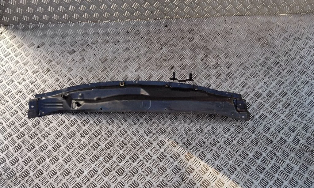 Other engine bay part