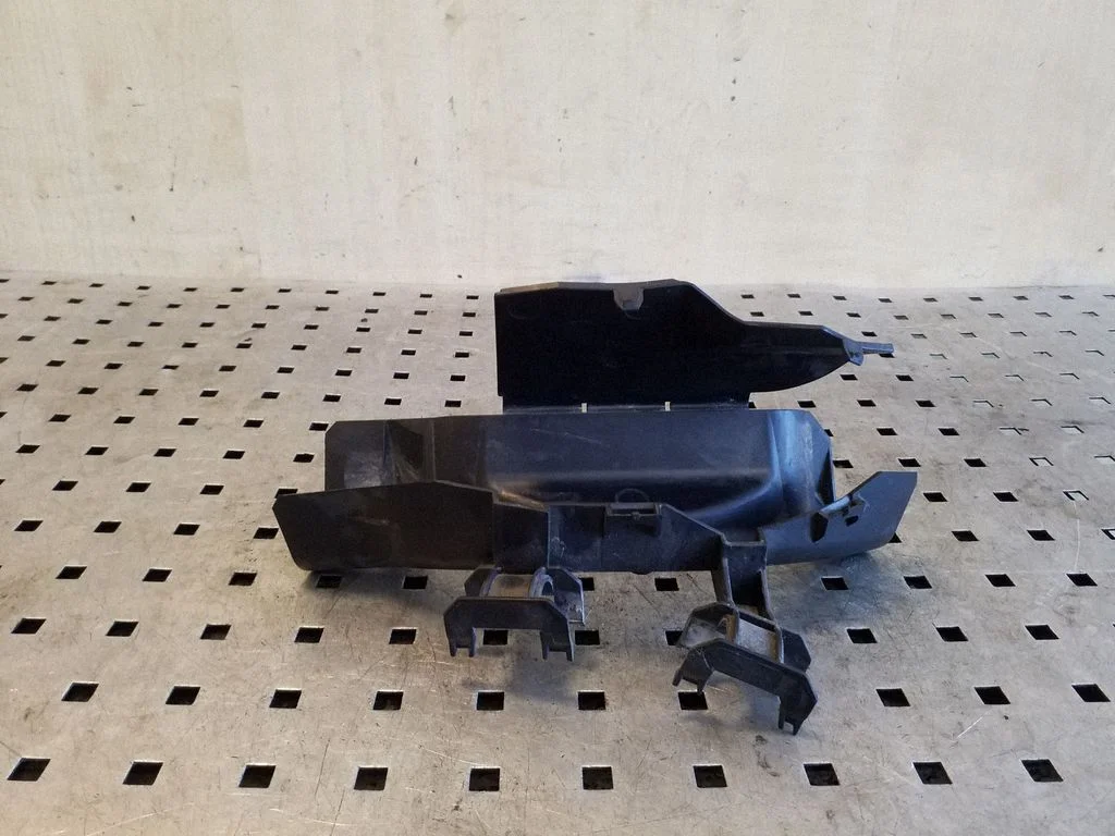 Other engine bay part 4G2971845C