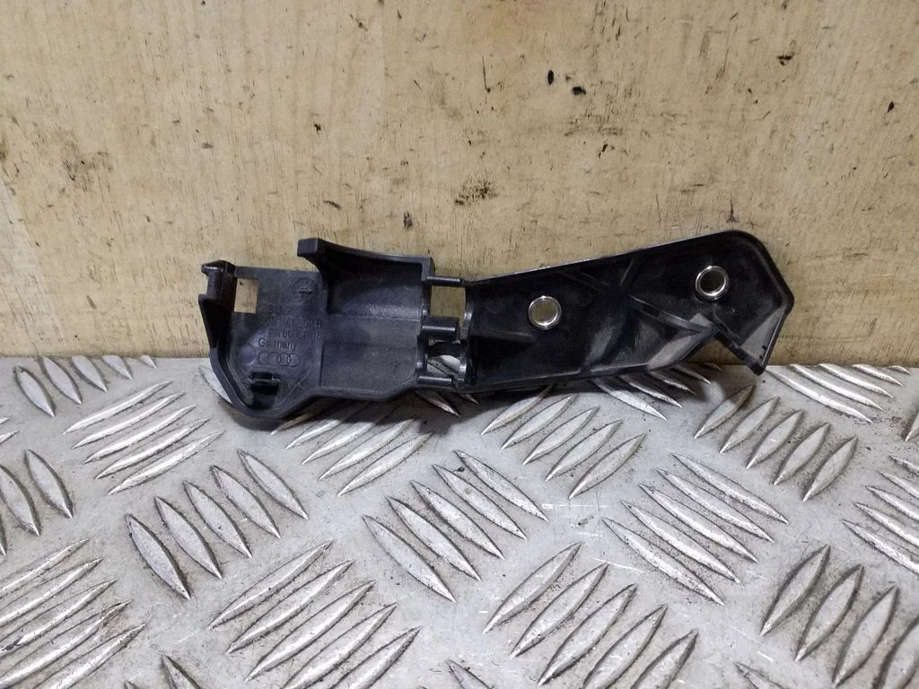 Other engine bay part 059971362B
