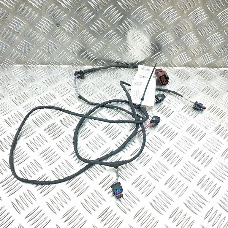 Parkošanās (PDC) sensoru vadu instalācija 4J3971104