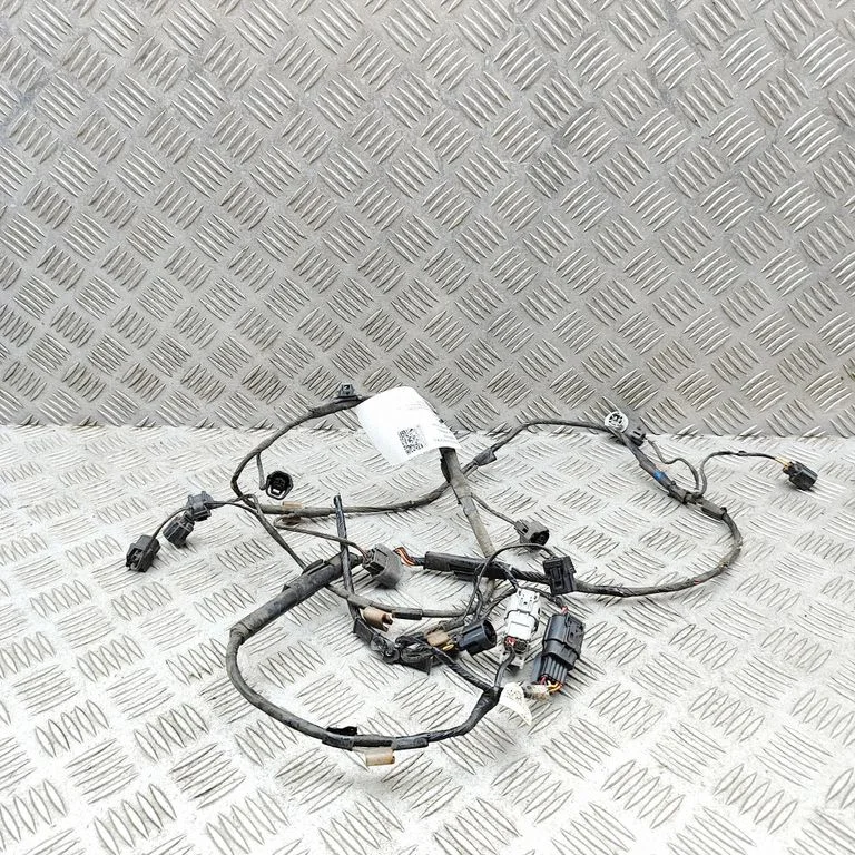 Parkošanās (PDC) sensoru vadu instalācija NB0D67290