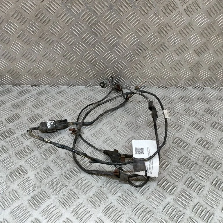 Parkimisandurite (PDC) juhtmestik 05113114AB – Chrysler Voyager (2008-2016)
