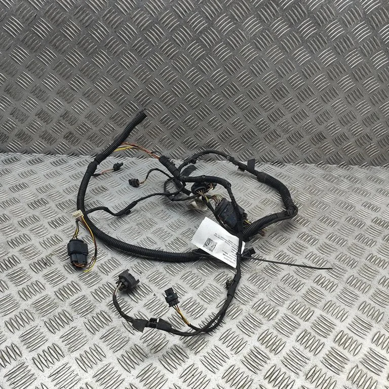 Parkošanās (PDC) sensoru vadu instalācija 95861233110