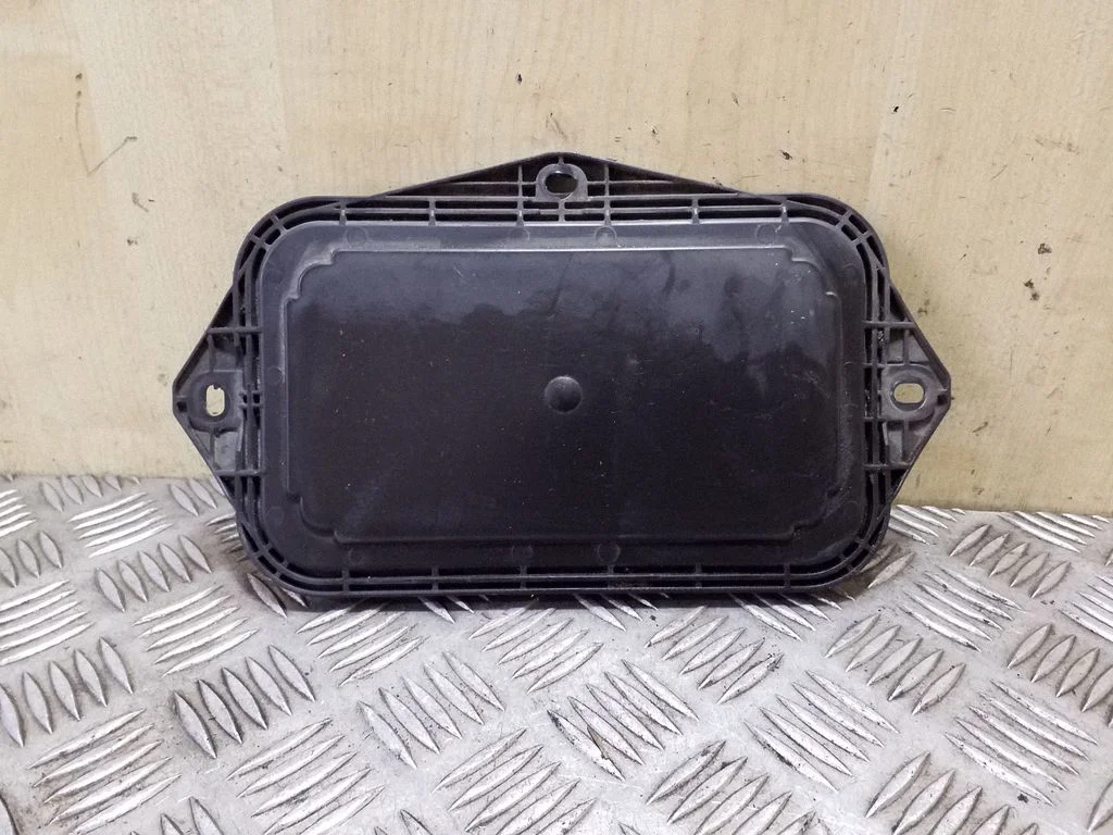 Kita variklio skyriaus detalė