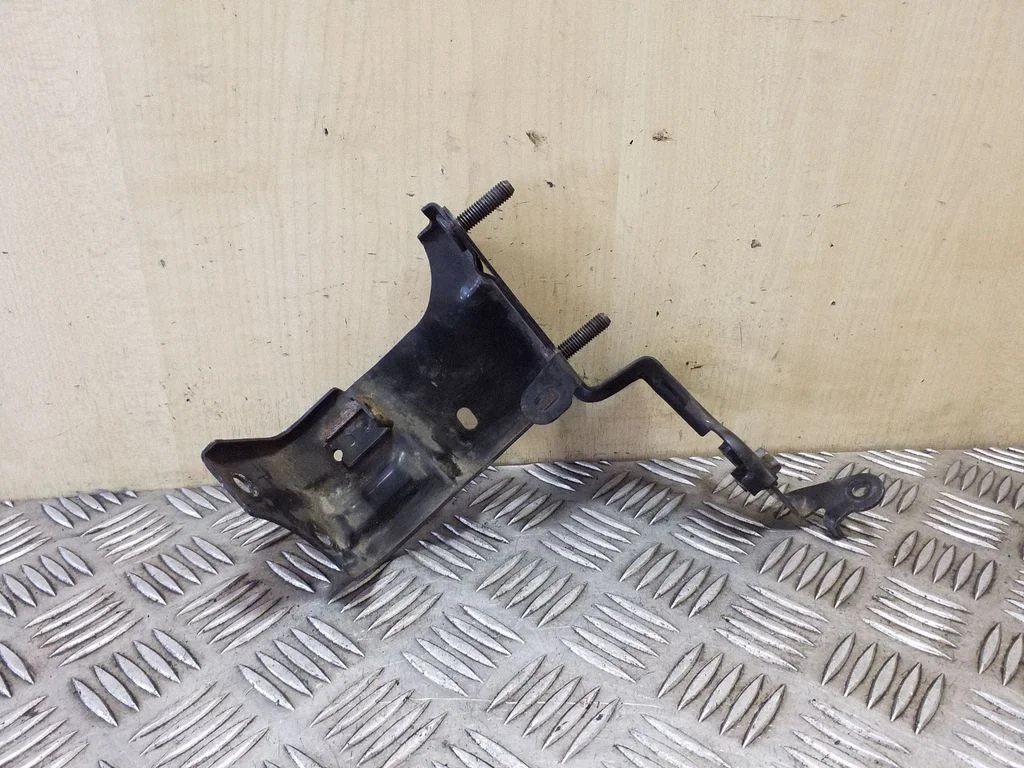 Cita motora nodalījuma detaļa