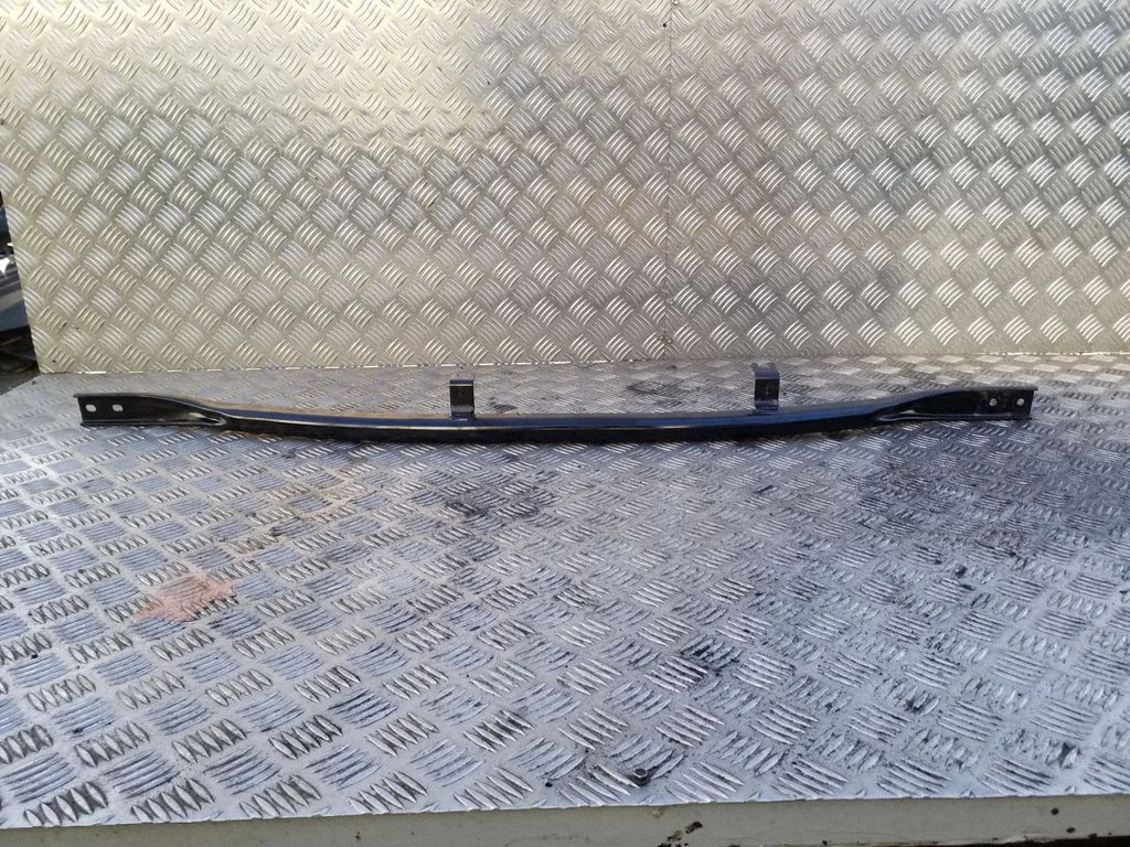 Other engine bay part